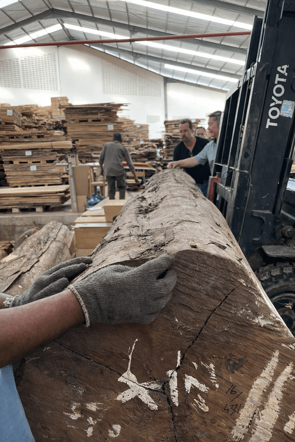 Hardwood sourcing and material discussion in Indonesia